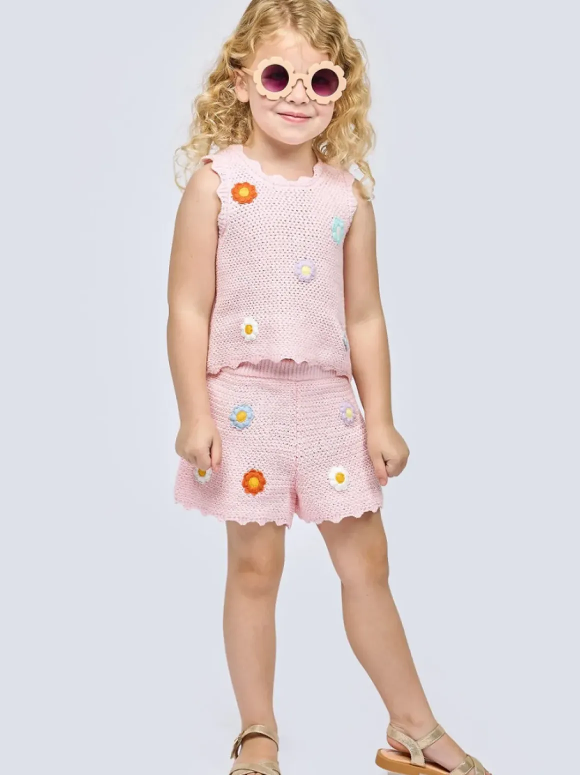 FLOWER TRIM CROCHET SHORTS