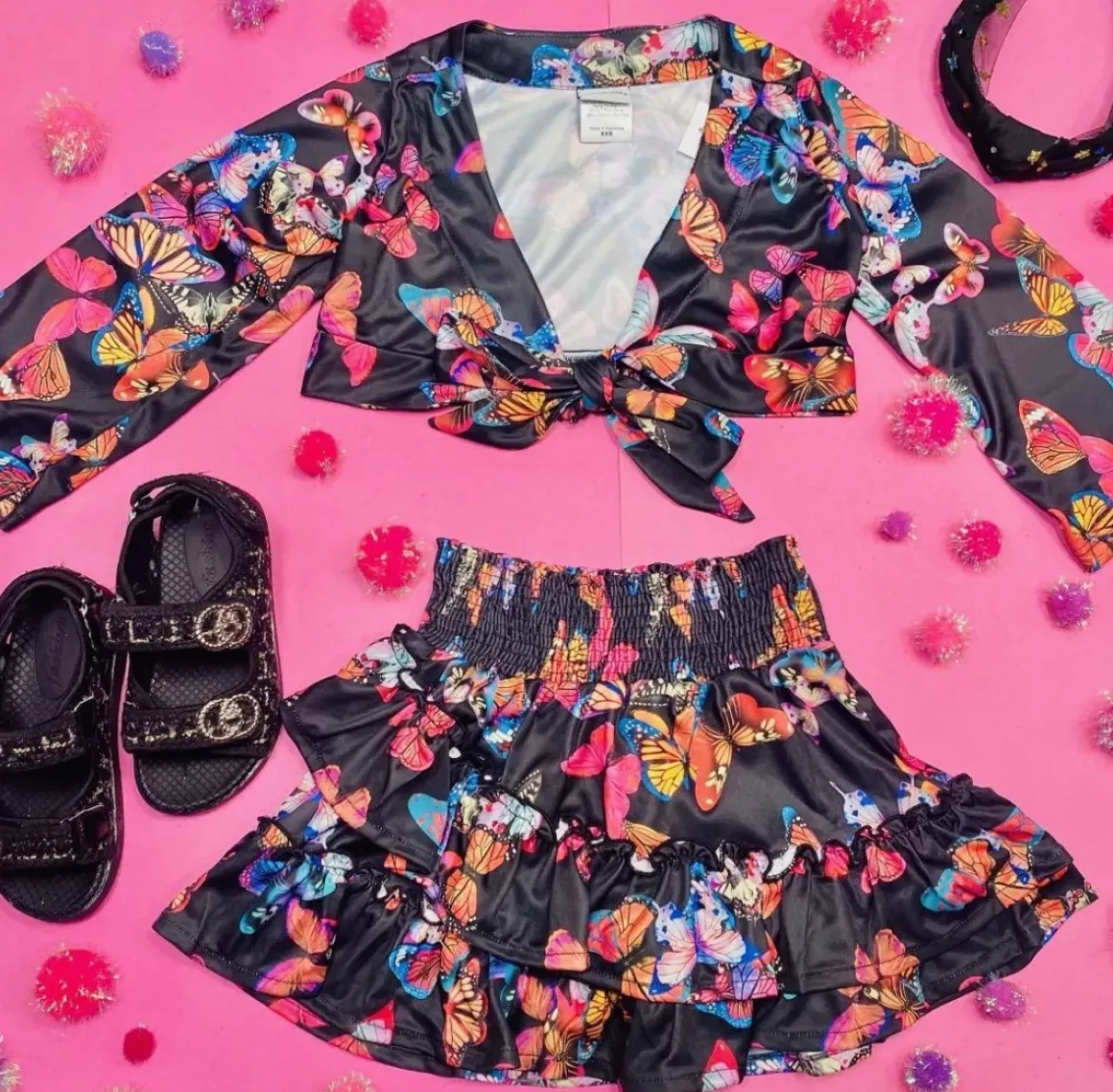 FLY AWAY BUTTERFLY WRAP TOP