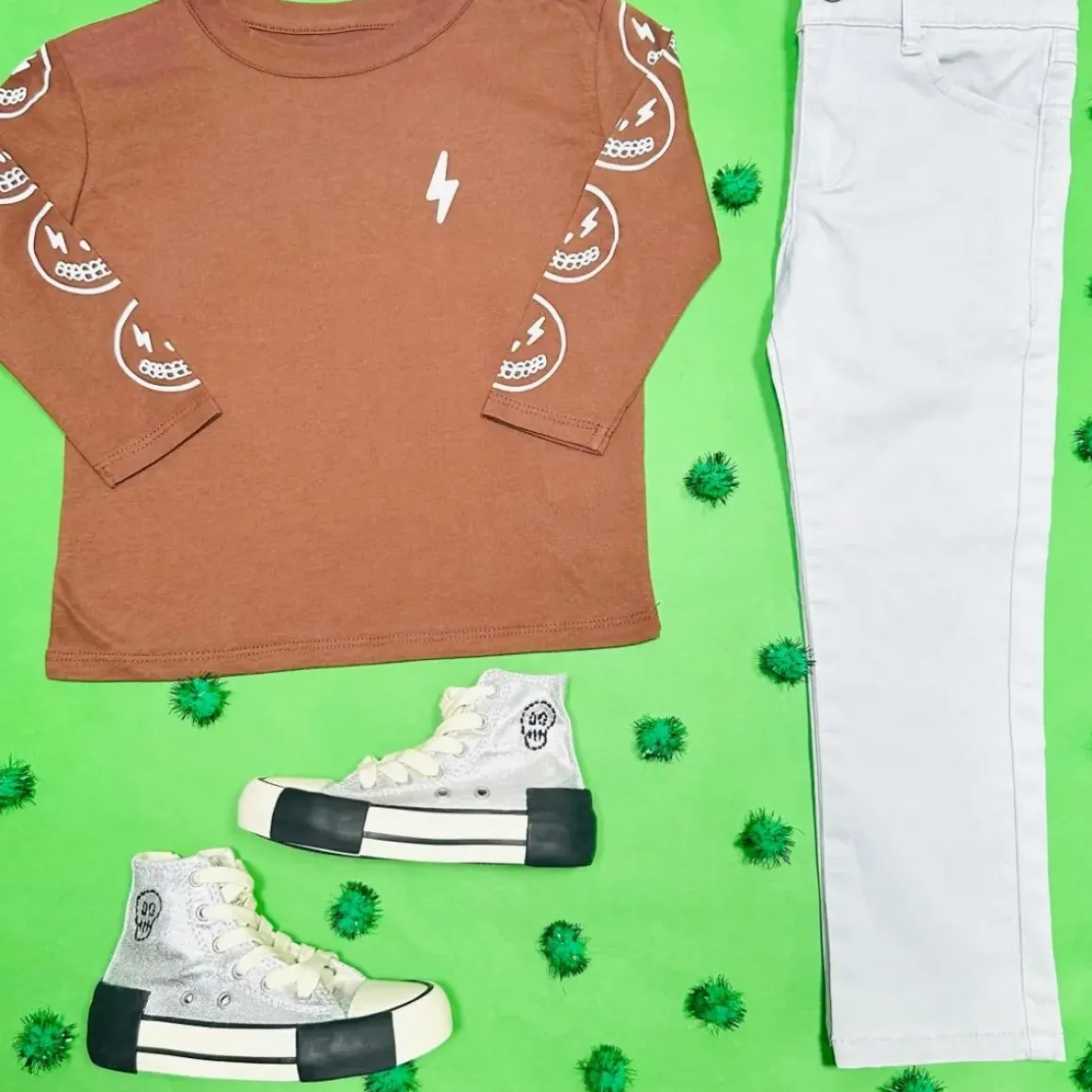 LIGHTNING SMILEY FACE LONG SLEEVE TSHIRT