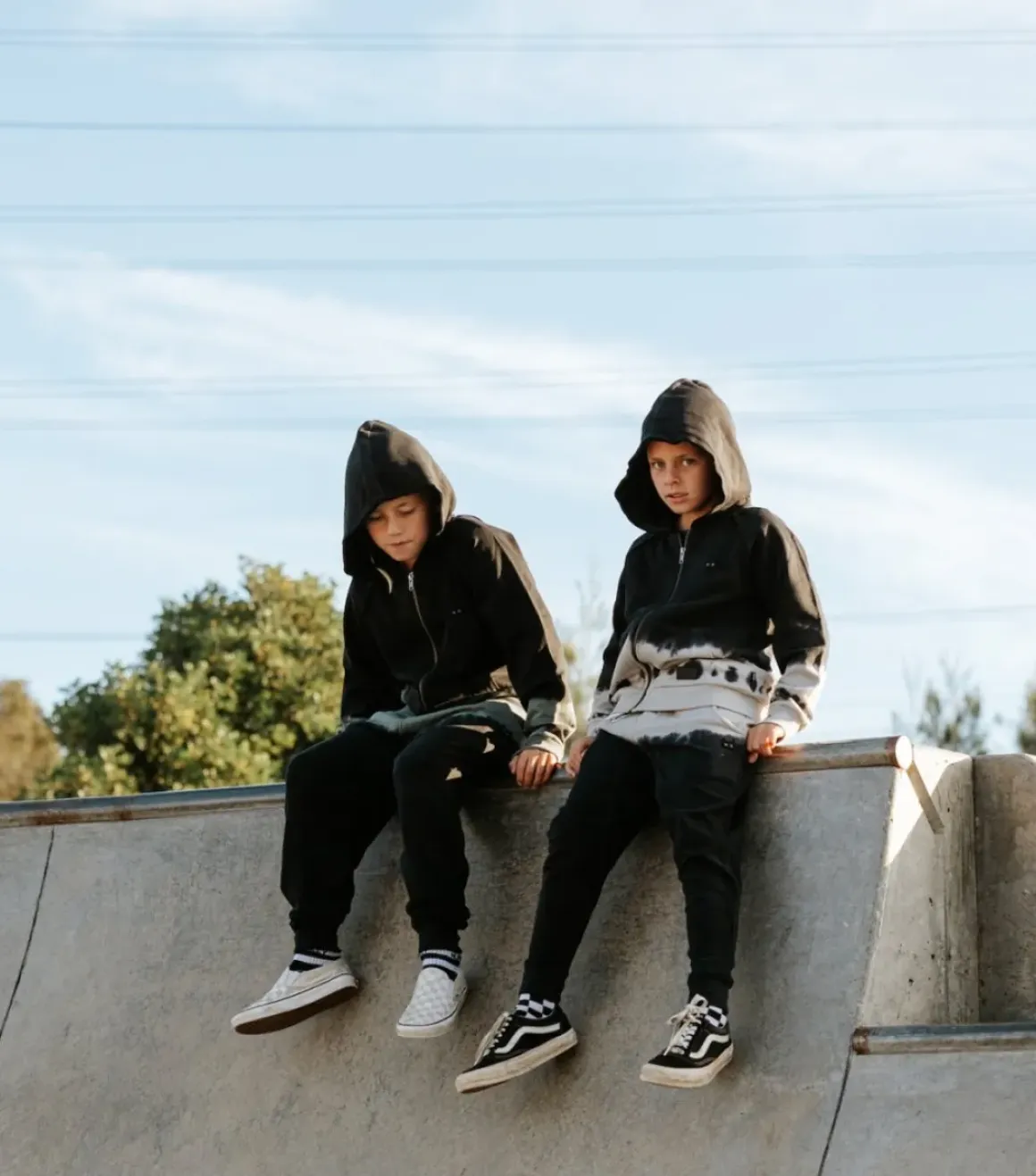 MUDTRAP DIP DYE ZIP UP HOODIE