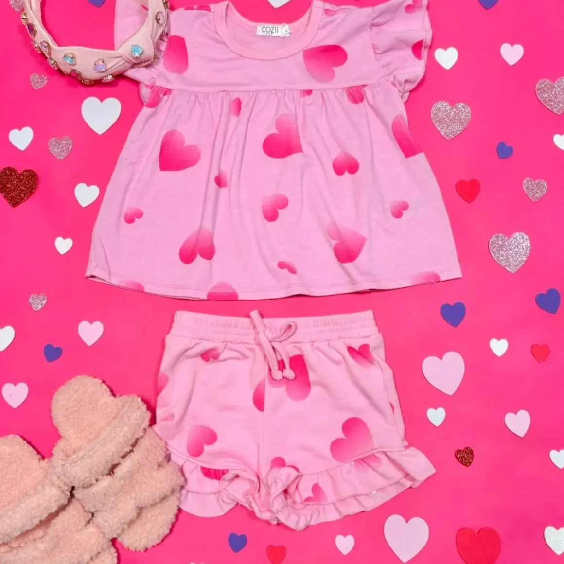 OMBRÉ HEART RUFFLE TSHIRT