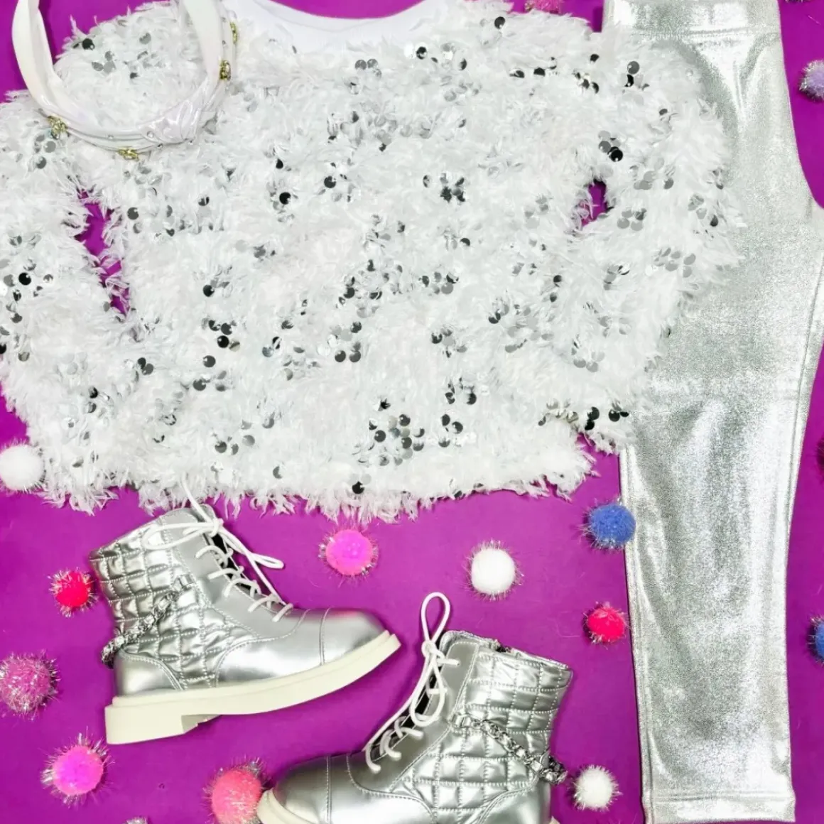 SEQUIN TEXTURED SWEATSHIRT