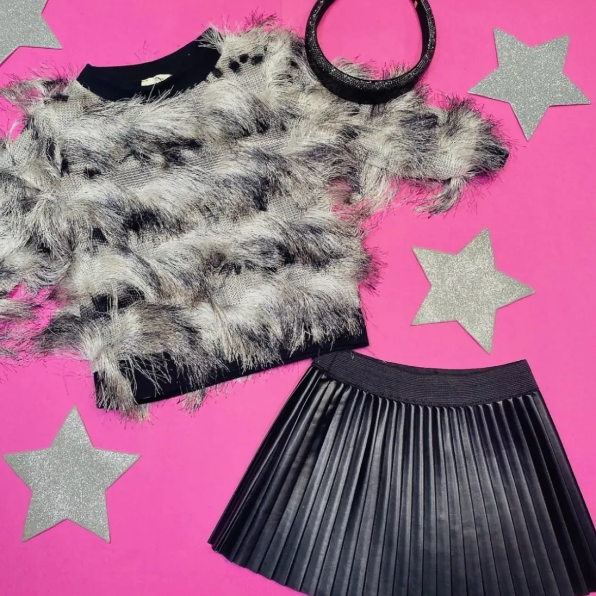 SHIMMERY FRINGE SWEATSHIRT