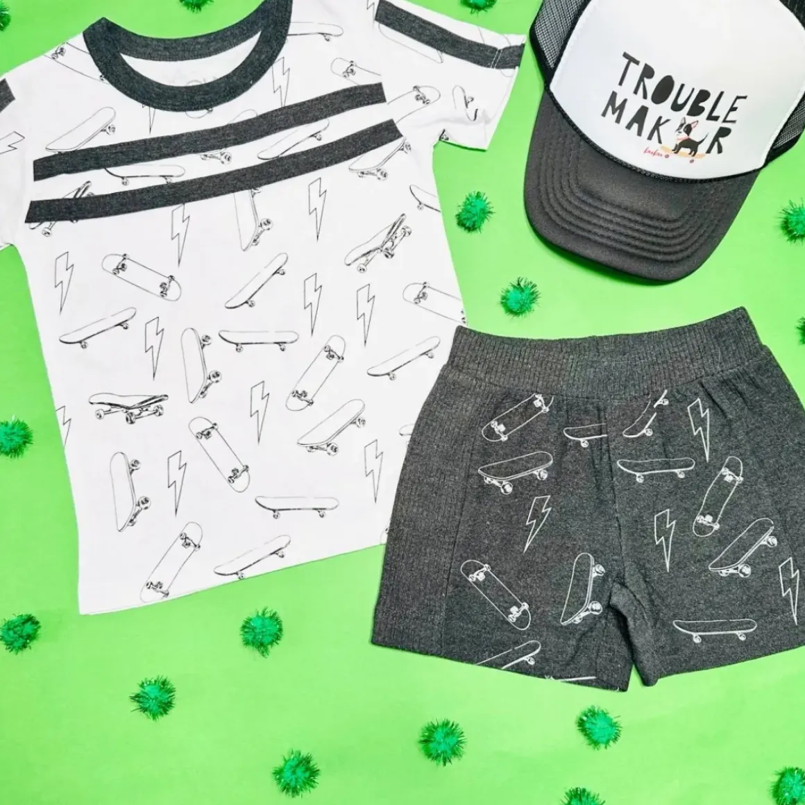 SKATEBOARD STRIPE TSHIRT