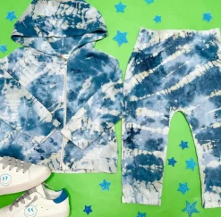 SKATER ZIP UP HOODIE
